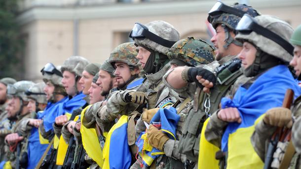 Кого заберут в армию в 2017 году в Украине повестки получат молодые люди и мужчины с высшим образованием