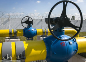 З 1 квітня 2017 року українці платитимуть за газ по новому ціну за спожитий газ та абонплату