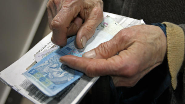 На долги украинцев за услуги ЖКХ вводится пеня кого и когда обяжут платить