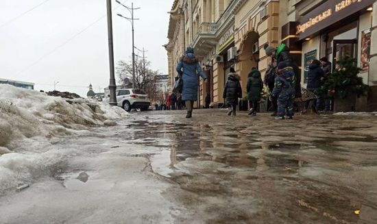 Почти 200 пострадавших за сутки как в Харькове получить компенсацию за травму из-за гололеда
