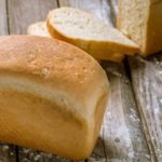 Хліб із приватної пекарні завезли в п’ять точок міста