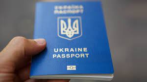 Як в Україні продовжити строк дії документів у період воєнного стану